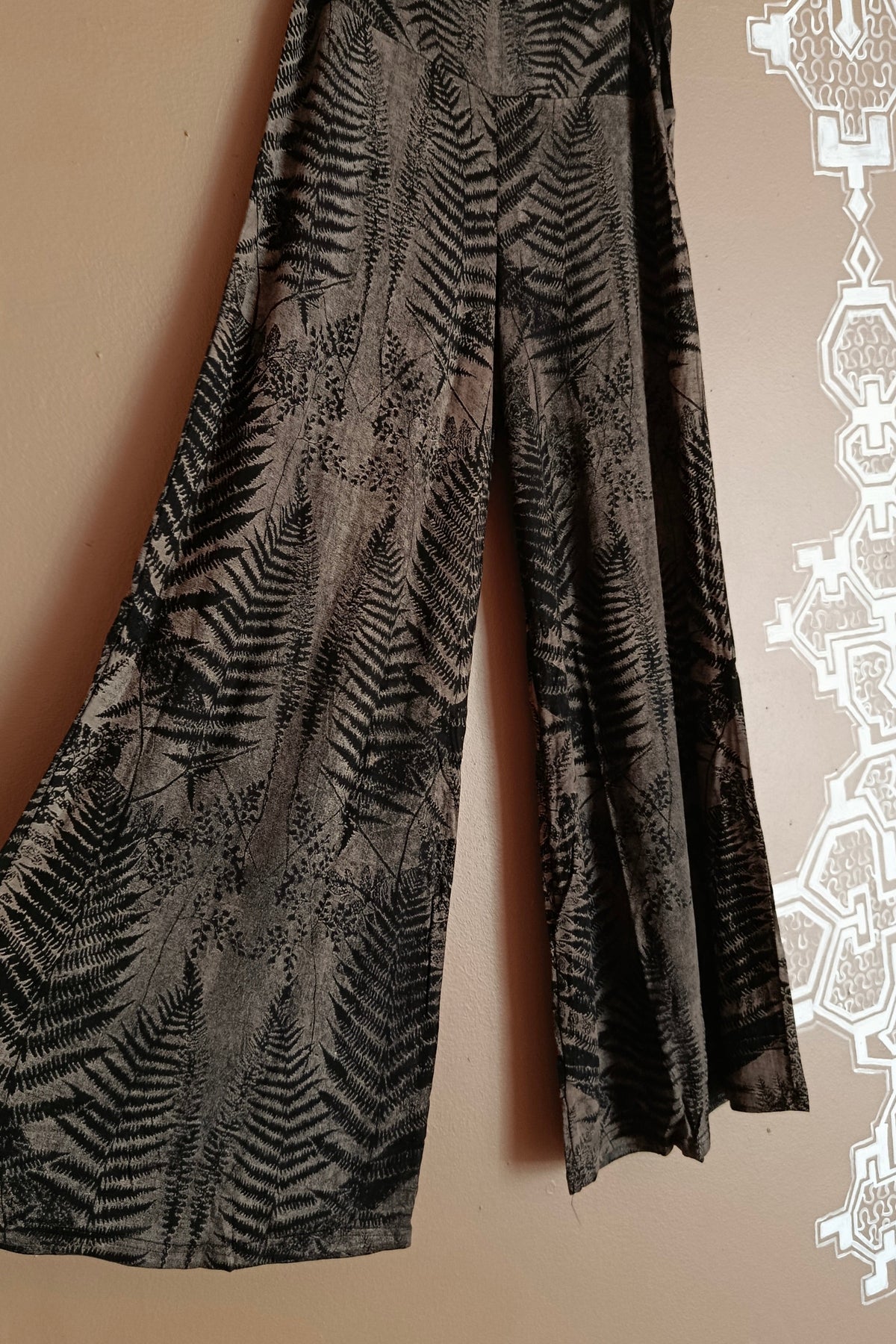 PANTALON LARGE EN VISCOSE IMPRIME FOUGERE