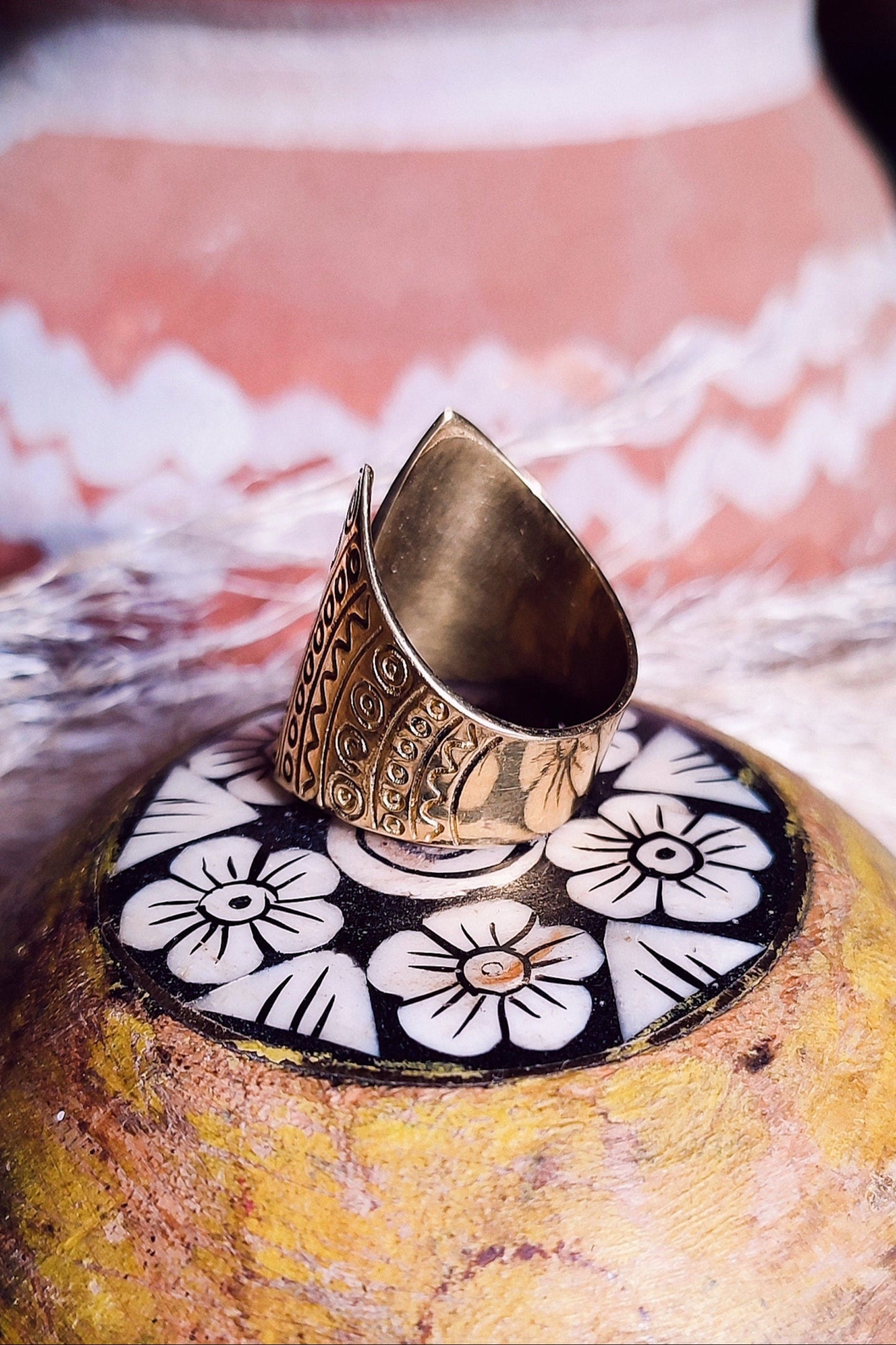 BAGUE ETHNIQUE LAITON