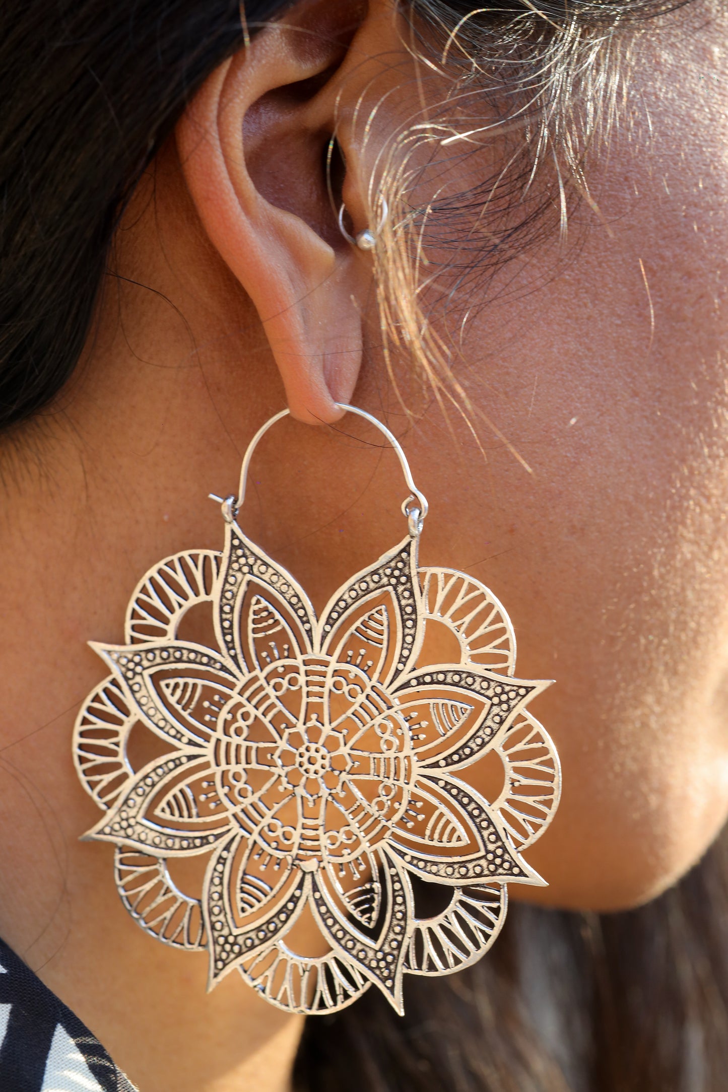 GRANDES BOUCLES MANDALA