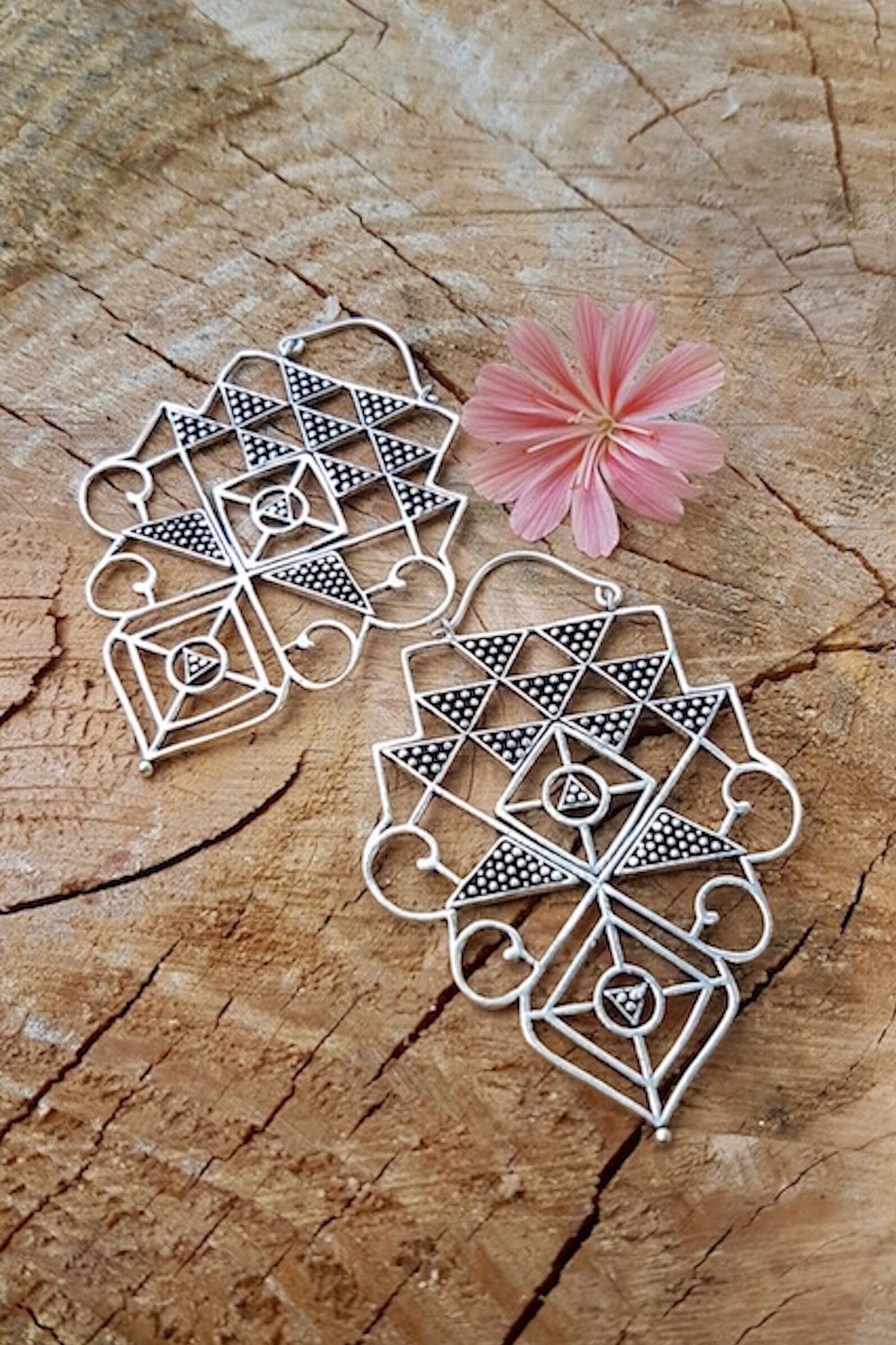 BOUCLES D OREILLES ETHNIQUES