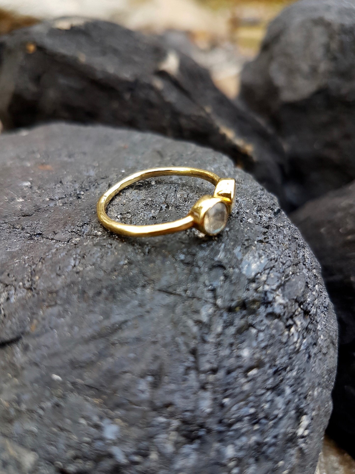 PETIT ANNEAU LABRADORITE