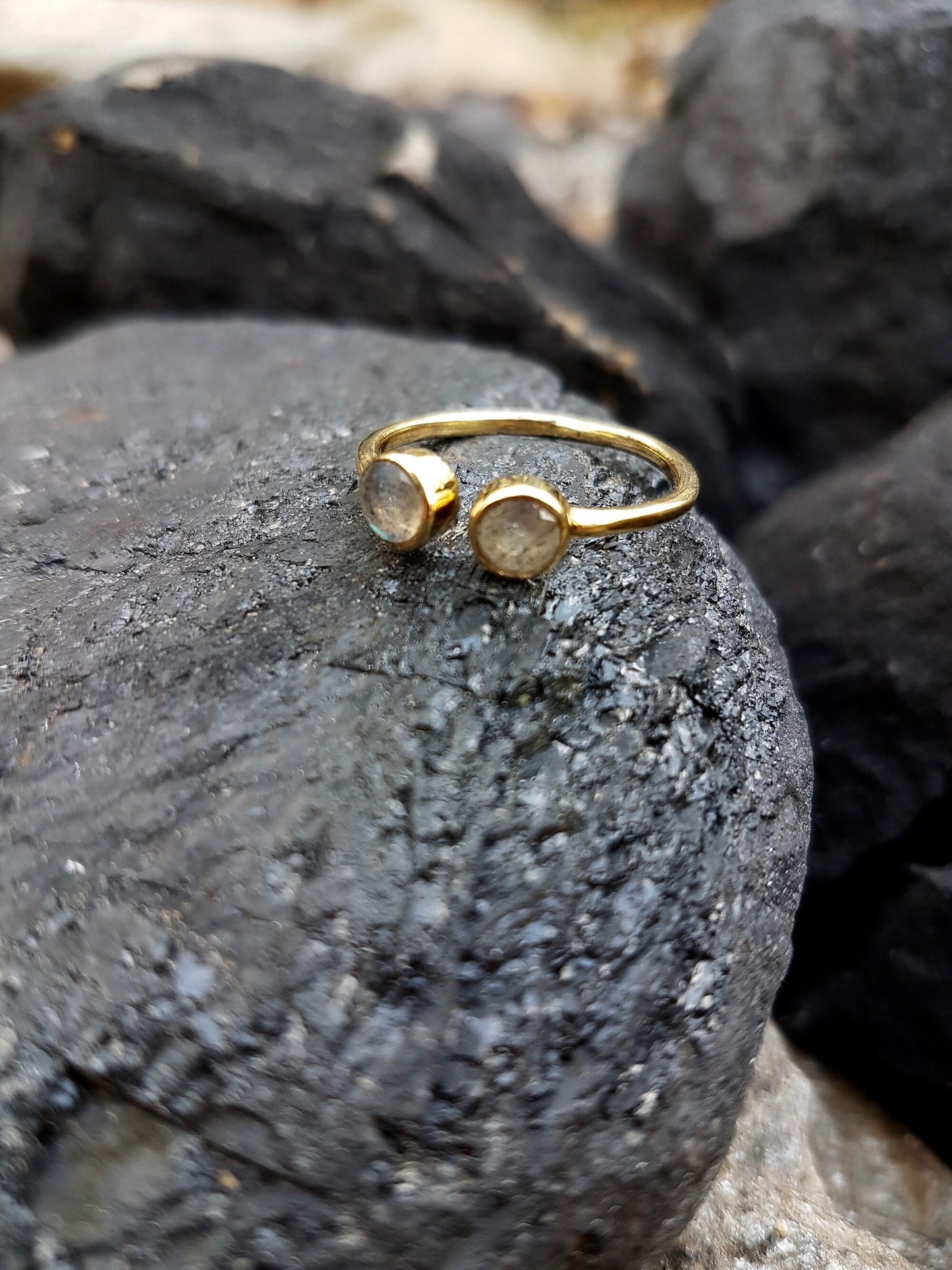 PETIT ANNEAU LABRADORITE