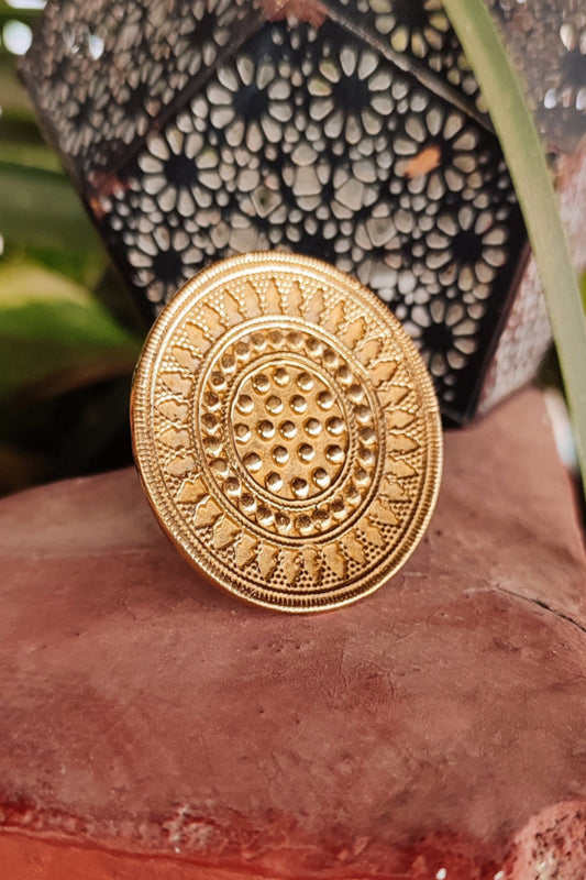 BAGUE ETHNIQUE DOREE