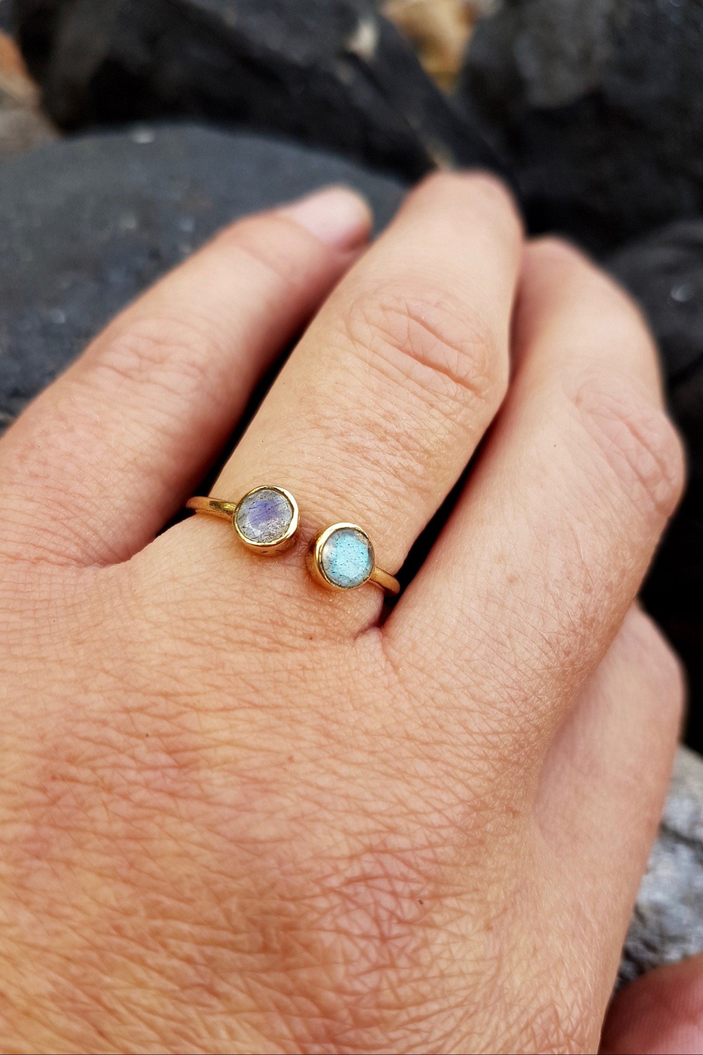 PETIT ANNEAU LABRADORITE