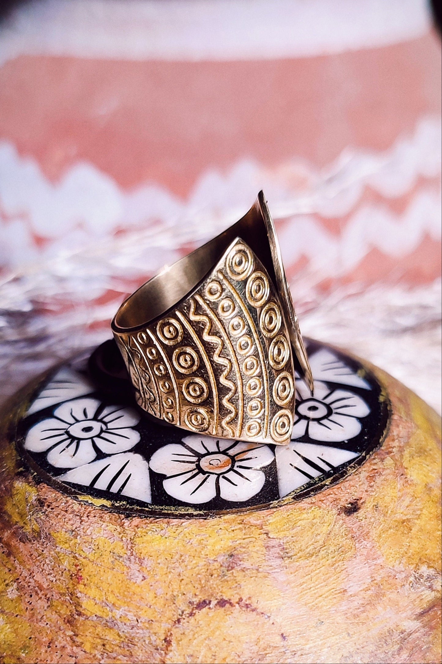 BAGUE ETHNIQUE LAITON